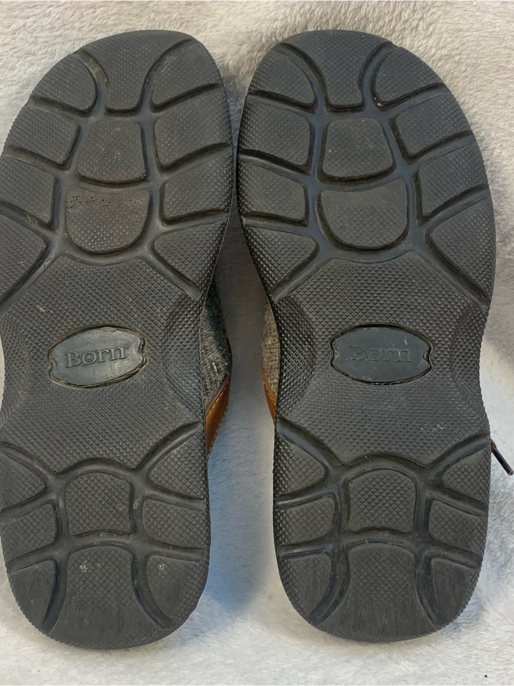 Born Women Aztec Navajo Gray, Olive, Brown with side tie Slip-On Clog Size 6 - Picture 7 of 11